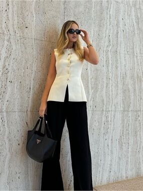 Zara Cream Button-Front Sleeveless Camisole